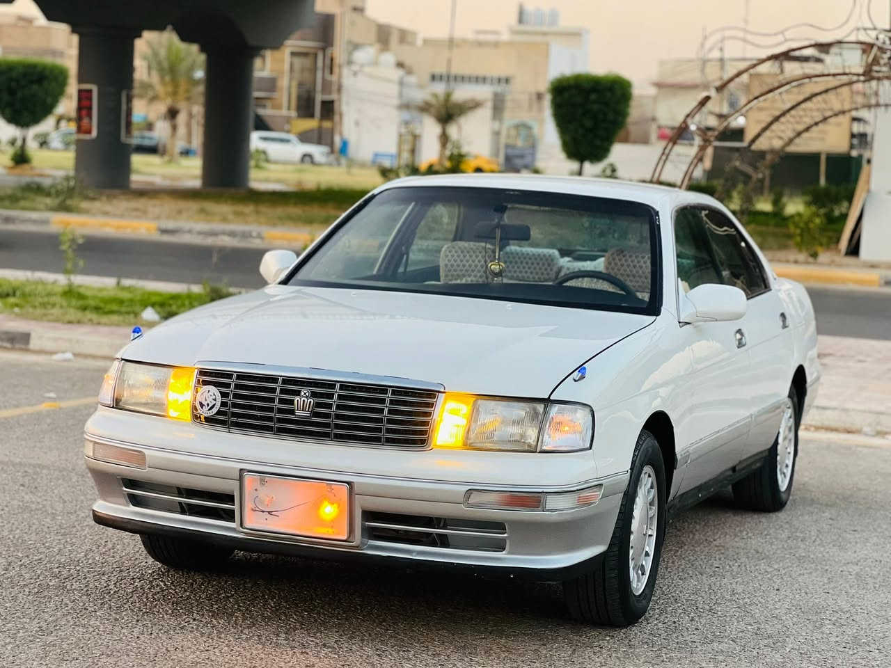 السلام عليكم ورحمة الله
للبيع بطه منفصل موديل 1994 رقم انبار مشروع وطني.
مكفولة من الگصه ونقل الجثه والعيب الشرعي والضربه القويه 
مكينه وگير وحداديه وتخم تاير 
تبريد جاهزه مجهزه مال جناي العنوان كربلاء السعر 59 وبيها 
للاستفسار.. ***********
