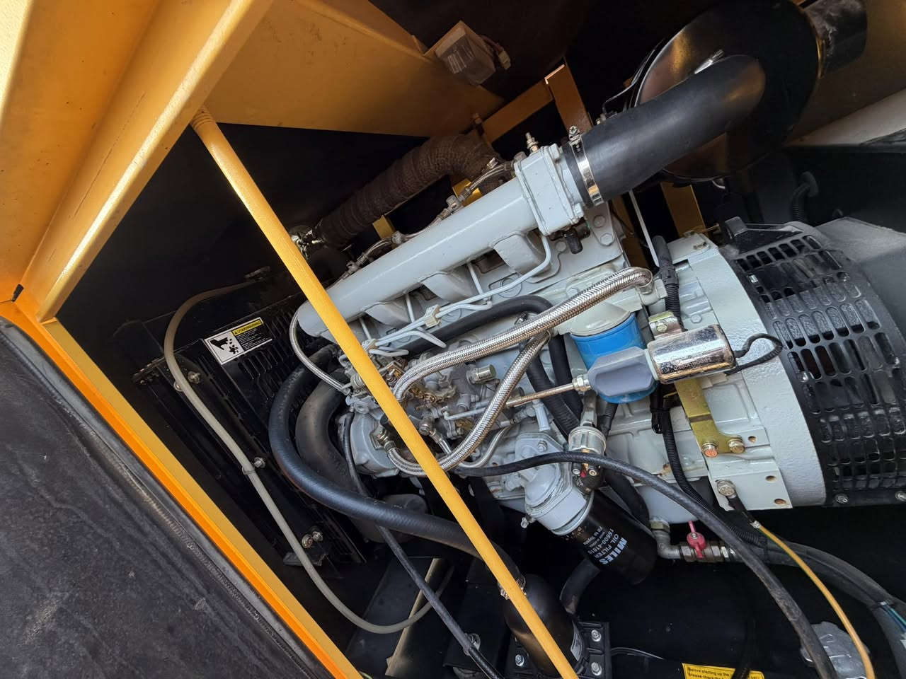 #جديدنا_لاينتهي[0️⃣7️⃣8️⃣1️⃣2️⃣3️⃣4️⃣5️⃣2️⃣3️⃣2️⃣]
🔷نوع المحرك:اسوزا
🔷القدره:25KVA
🔷المحرك:4بستم
🔷نوع الملف:ستام فورد انكليزي🇬🇧
🔷كاتم اقصى
🔷عدد ساعات التشغيل:225 ساعة⏰
🔷مع سسستم بروتكشن كامل للحمايه 
🔷مع خزان وقود 
🔷لمعرفة السعر ضع الرقم 66 داخل منشور البيج او الاتصال:-
🔷☎️رقم الهاتف:0️⃣7️⃣8️⃣1️⃣2️⃣3️⃣4️⃣5️⃣2️⃣3️⃣2️⃣
#علي_الباشا
🔷العنوان:بابل/الحله/الجزائر-مجاور مستشفى الحياة-ومقابيل ملعب الجزائر
🔷يوجد توصيل لجميع محافظات العراق 🇮🇶 🛻🛻
