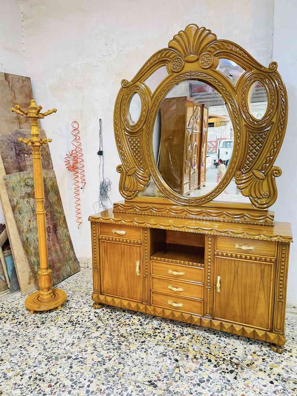 غرفه ام 4 داخل خارج صاج شغل ثكيل ضهر جرجوبه سعر 750 مكاني بغداد مدينه الصدر واتساب *********** كو توصيل 🚚
