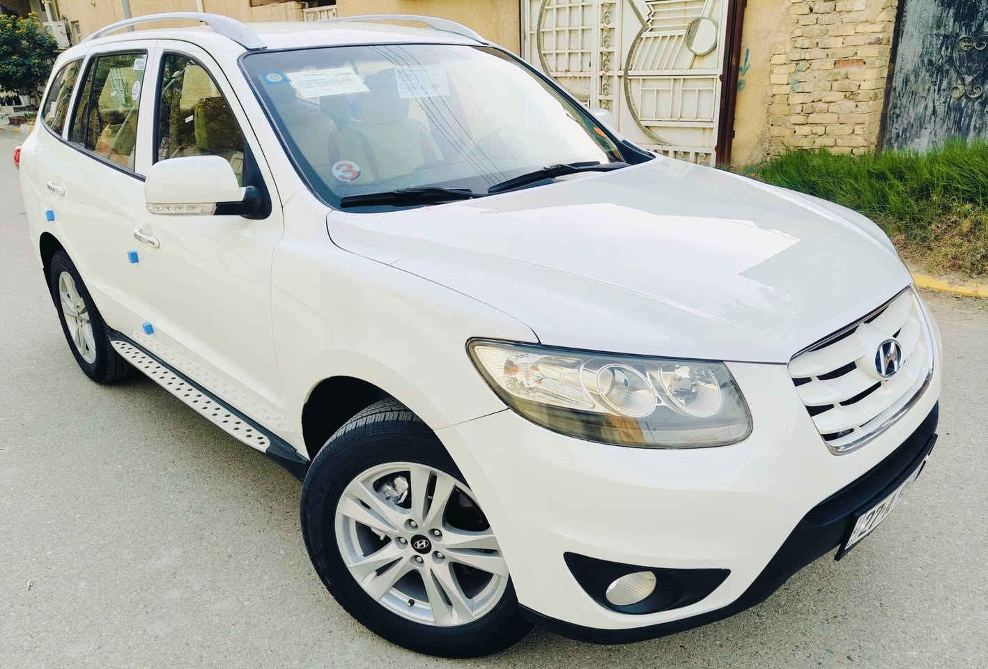 السلام عليكم  هونداي سنتافيا موديل 2011 خليجي مكفوله كفاله عامه رقم ذي قار تحويل مباشر هزه و سنويه جدد  مكينه 2400دوش مكفوله من التبخير والتنقيص مواصفات نص فول  7راكب 3قطع تبريد 5ويل كب شاشه وكامره تحكم ستيرن جهتين اشاره بل مري حاجب  بلوجكتر زينون  ثلاجه ب الجكمجه كشنات جلد  كشن السايق كهرباء سياره جاهزه تخم تاير تبريد ثلج حداديه خلفي امامي 100ب100 مكان السياره ناصريه حي التضحيه تفاصيل اكثر اتصل ***********
