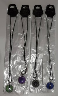 قلادة • قطعة • للبيع