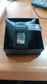 ساعة • ١٠ • اول تم