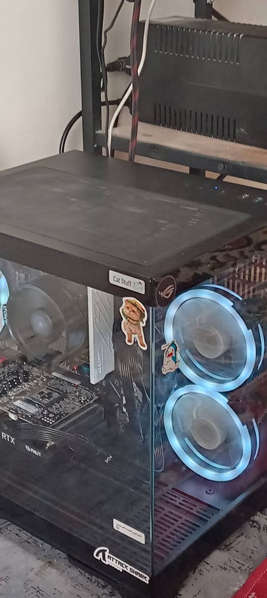 السلام عليكم يولد
حاسبه للبيع مواصفاتها :
R5 5600
Gigabyte B450MK
Ram 16*1 3200hz ddr4
Rtx 3050 8gb 1 fan palt
Power supply 650w xegmatic
ملاحظه : الكرت مقاومته للكهرباء ضعيفه و البور الي جنت شاده قبل مو كلش ف احترك عندي و وديته لمصلح و زيد المقاومه و صلحه يعني صح مفتوح الكرت بس اقوه من البلادي
السعر : 700 الف
مكاني بغداد حي العامل
و كل الهلا


**إذا كنت صاحب هذا الإعلان وتريد حذفه لأي سبب، رجاءا أرسل رسالة إلى الدعم الفني**