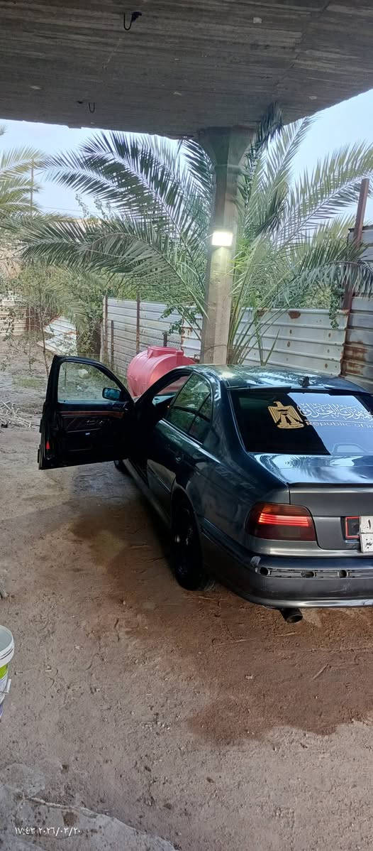 السلام عليكم اخوان بي ام صقر السياره دبل فانوس 28 2001 سياره مكينه وقير كفاله روحي السياره صبغ فقط جماعيه سعر السياره 65 وبيها مجال العنوان البصره سياره فتحه بيها مشكله بسيطه بالكهربائيات سياره صار اربعه اشهر واقفه راعيها موجود كردي***********
