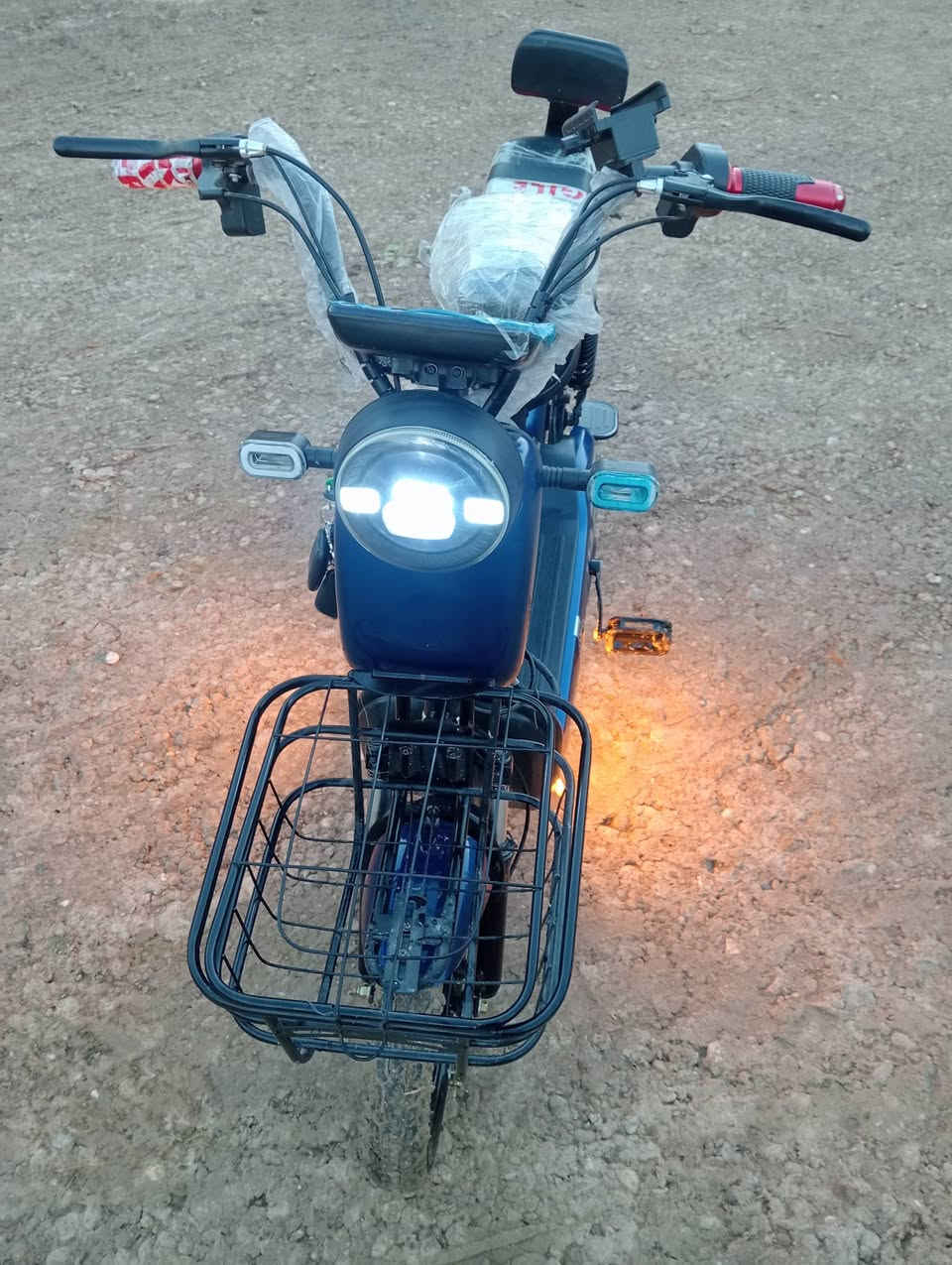 السلام عليكم ماطور شحن للبيع مستعمل اسبوع سعره 275 بمجال قليل المكان مو في الرشيديه


**إذا كنت صاحب هذا الإعلان وتريد حذفه لأي سبب، رجاءا أرسل رسالة إلى الدعم الفني**