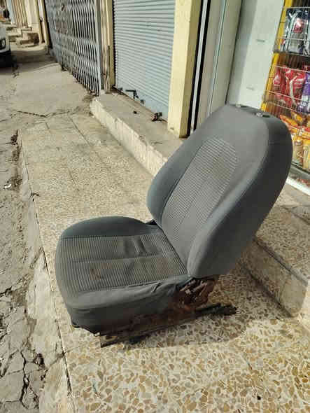 اغراض للبيع
جانب الأيمن حي الرسالة
***********
***********
