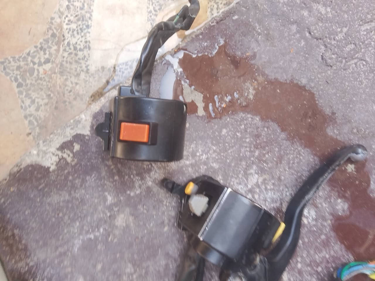 سلام عليكم  ويل  امامي  مال ربعه كير   جوزه مال دايون نفخ   صويج سجينه   يدات مال دايون  نفخ  تجاهين   شغالات بس بيهن مال العالي ترميشه مكسوره   صفح  دكمه مال العالي  مكاني كربلا  قيم بلي يرضه •اللّـہ̣̥ تَعاّإاّإلّ اخذهن ***********خاص مفتوح
