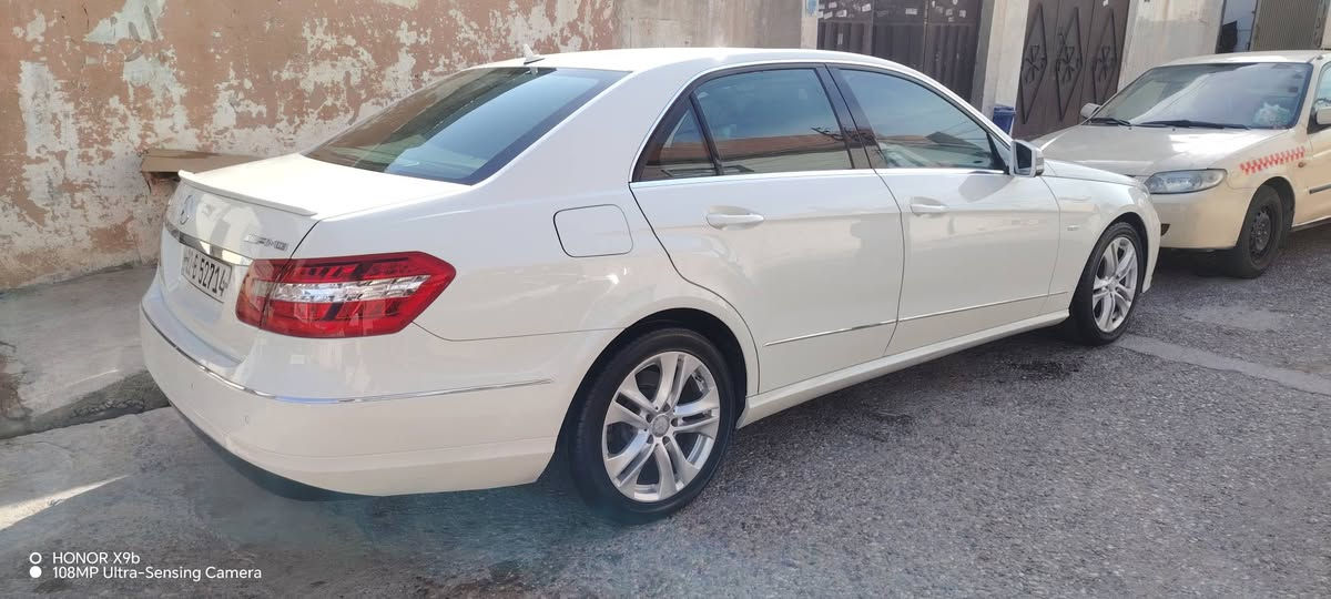 merseds e200 فول مواسەفات بێ سبوخ سلایت چوار جام ئۆتۆ بیلاد زینۆن گێر تۆماتیکو عادی بەناوی خۆمە ئەبیسە بلوتوزە تڕاکشنە حەساسە کوشین کارەبا گەرم *********** أربيل, العراق
