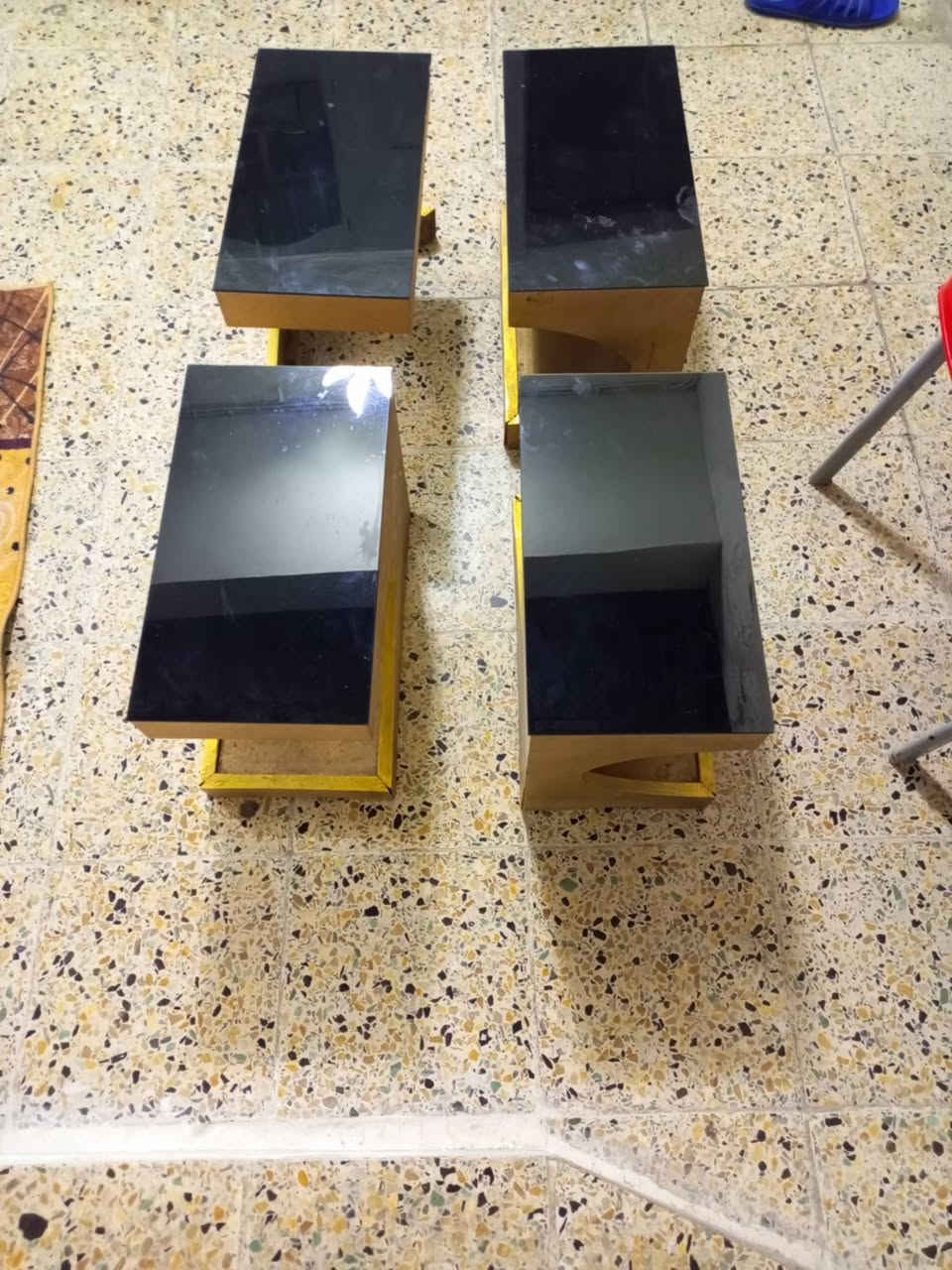 للبيع عيني السرير صاج الطول مترين والعرض 90 السعر ٨٥ وبي مجال قليل
حوض سمك مع الحصو مع جهاز تنفس ب٣٠ 
دواشك جدد عدد ٧ 
واحد ب١٢  
تنور كهربائي ب٣٠ 
عربانه ب٢٥
تنور غاز ب٢٠


**إذا كنت صاحب هذا الإعلان وتريد حذفه لأي سبب، رجاءا أرسل رسالة إلى الدعم الفني**