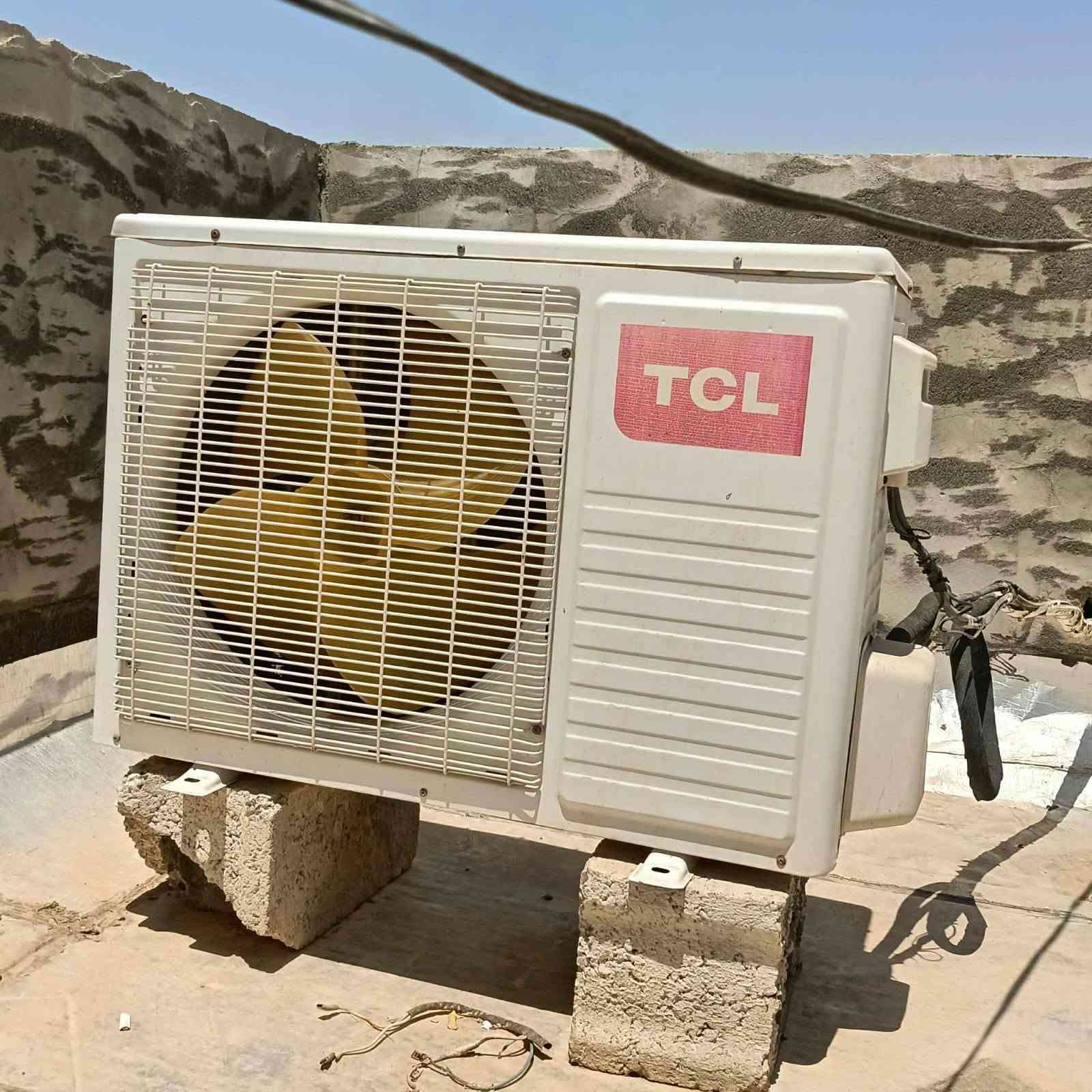 السلام عليكم سبلت TCL طن نص
نضيف بدون اي عيب سعره 250 الف مكان خانقين بختياري مجاور مختبر كرميان

***********
