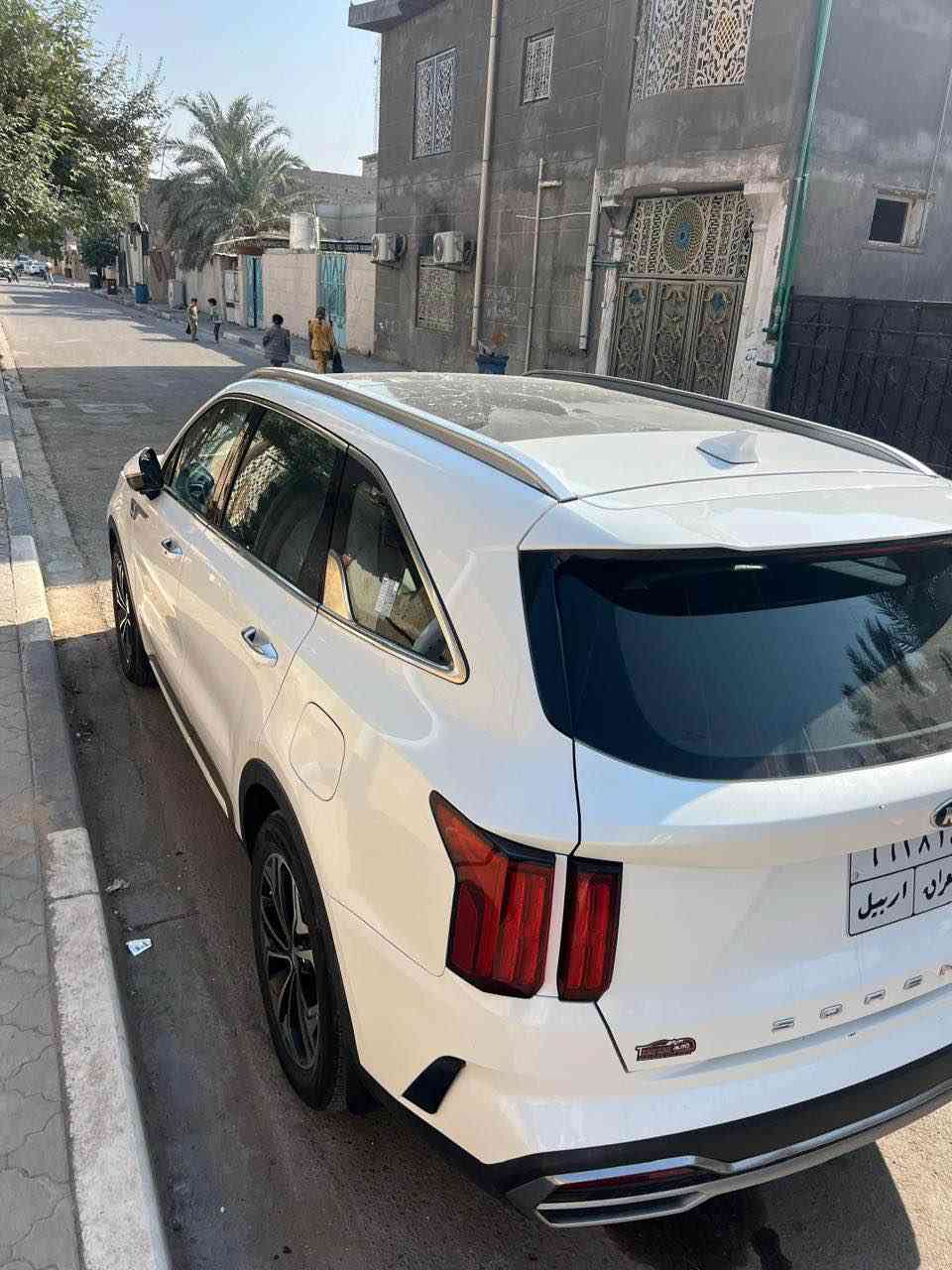 السلام عليكم 
للبيع سورنتو خليجي مديل 2021 فول مواصفات للأخير 1/1 
كفاله عدا هذا المكان الي مأشر عليه بالصوره 
مكينة 6 V 
السياره جديده كلش وما بيها نقص اي شي 
حداده وگير ومكينه ومنضومة بنزين كلها ١٠٠/١٠٠ 
رقم اربيل تحويل او وكاله بلي يعجبك 
سنويه ما منتهيه وكاله عامه ب اسمي 
السعر 265 
العنوان البصره الزبير المربد 

‭٠٧٧٠ ٩٤٥ ٥٥٢٠‬ البصرة, العراق
