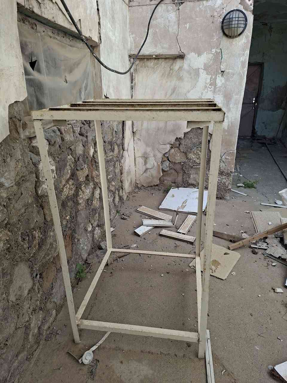 قاعده حجم ٢ ونص السعر  ١٥  الف *********** الماس كركوك
