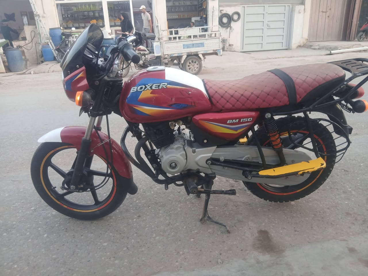 سلام عليكم بوكسر موديل ٢٠
مرقم سنيويه  دراجه كفاله عامه مكينه تخبل اذ ممدود عليه سبابنه تاخذه بلاش
دراجه نكره سلف هندر  ليت عالي ناصي اشاير يمنه يسره 
دبل تشاره هرون كيج سرعه كيج بنزين
دراجه كلشي مانقصه
تجي تنكر سلفه تطلع
السعر خاص
ديالى بعقوبه ***********
