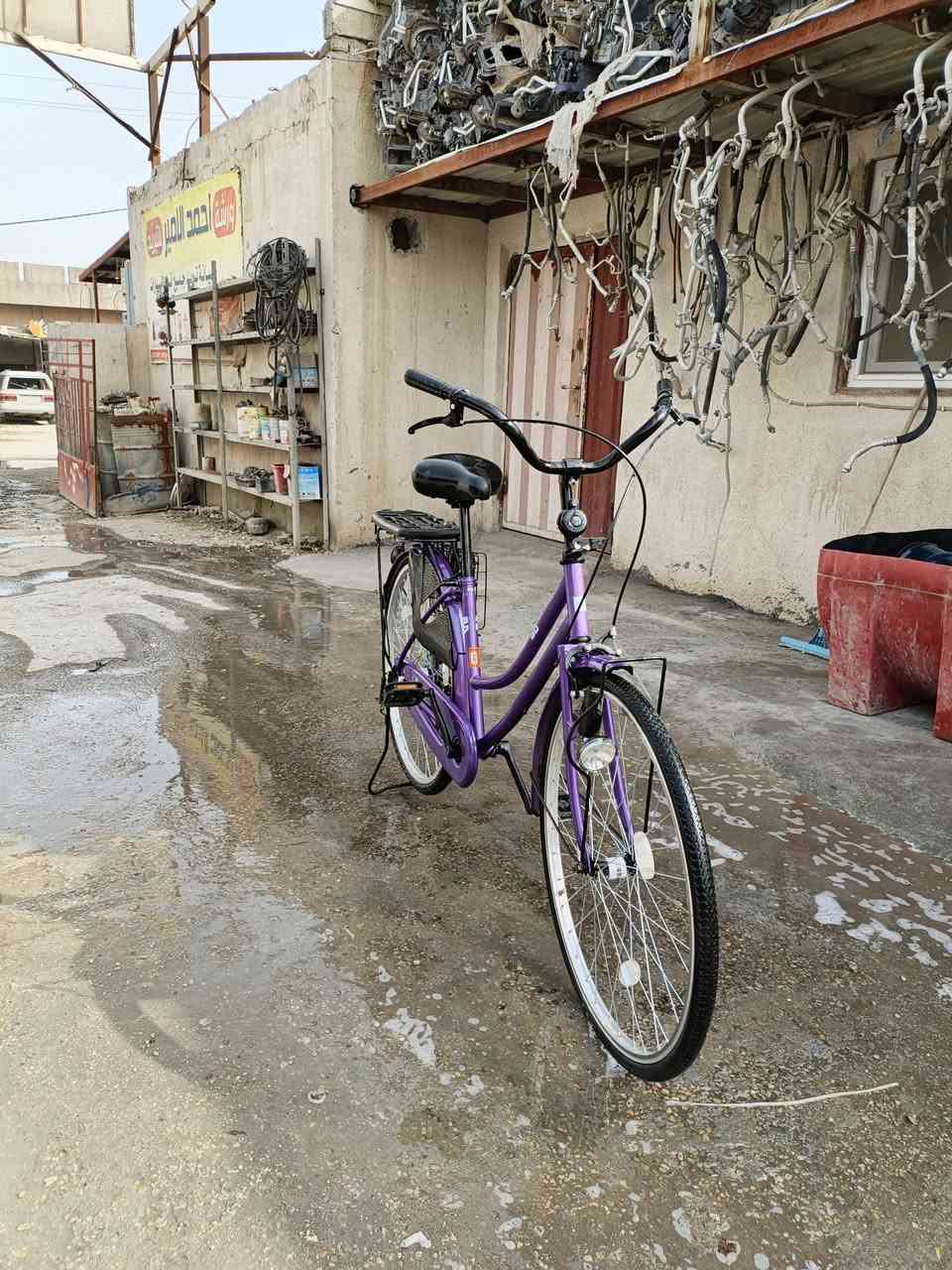 بايسكل BD لون مميز للبيع مكاني كربلاء حي الميلاد السعر 115 وبي مجال قليل الرقم *********** للتواصل
