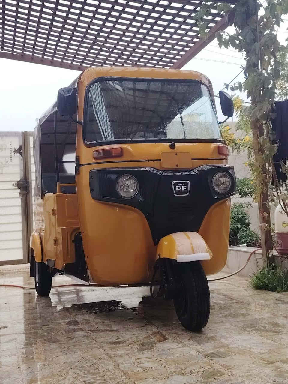 سلام عليكم تكتك 22كفاله مظلع دراجه شوفت عينك برغي مانقصه مكان قلعه ***********خاص مغلق
