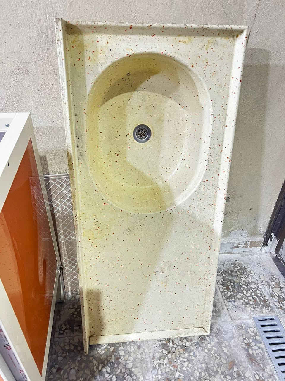 كاونتر للبيع قطعتين ملحق والمنظدي بي سنك وهذا لثاني سنك مرمر كلمن وسعر


**إذا كنت صاحب هذا الإعلان وتريد حذفه لأي سبب، رجاءا أرسل رسالة إلى الدعم الفني**