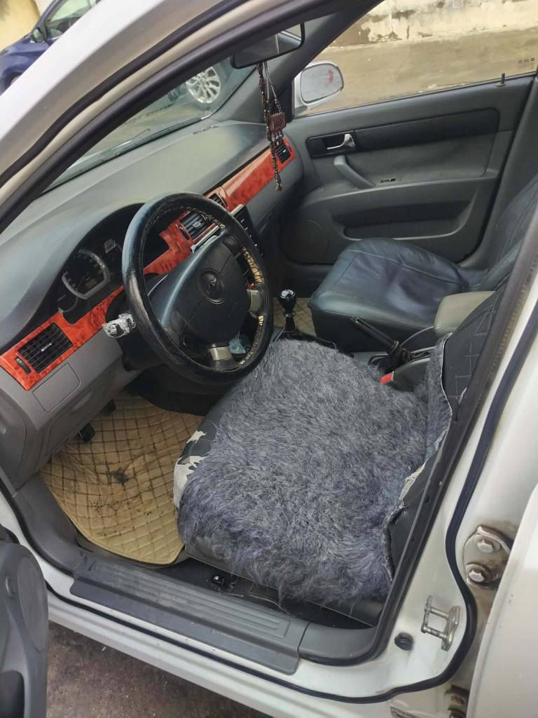 ئۆپترا مۆدێل2011گێڕعادی 6پارچەی هەیە مەستەڕەی پشتی گۆڕایە
ڕەقەموو سەنەوی هەتا2030نوێیە
ناو فۆڕمیکا
شوێن هەولێر 
نرخ66وەرەقە کەمەک مەجال
گەر موشتەری نیت سەرم مەهێشێنە
*********** أربيل, العراق
