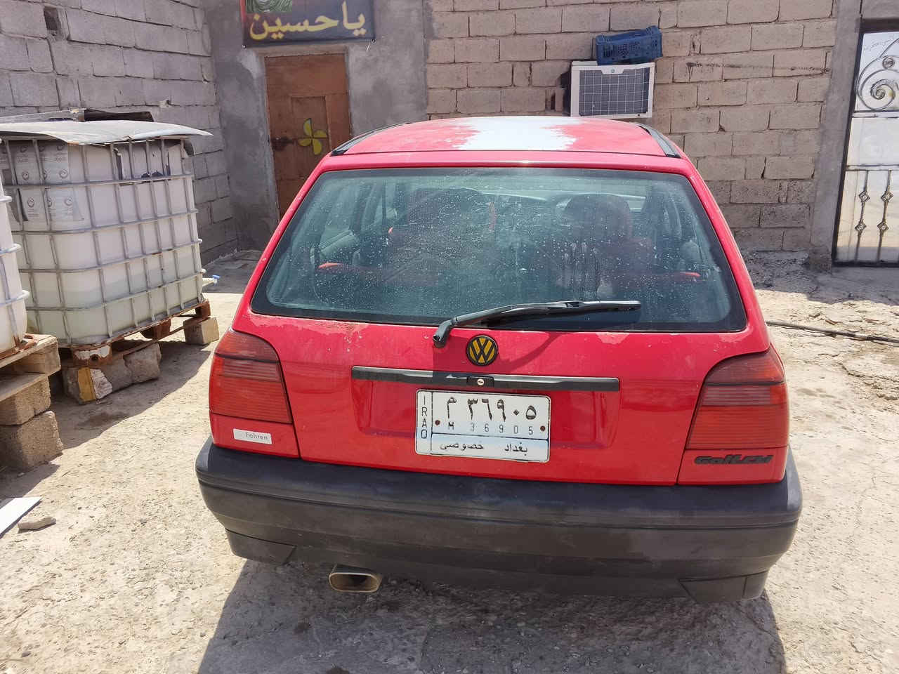سلام عليكم جولف  موديل 92 ضايعه سنوتها السياره باسمي مشروع وطني السعر 35 وبيها مجال جير ومكينه مقفولات مكاني البصره ابو الخصيب للاستفسار اتصل على هذا الرقم***********
