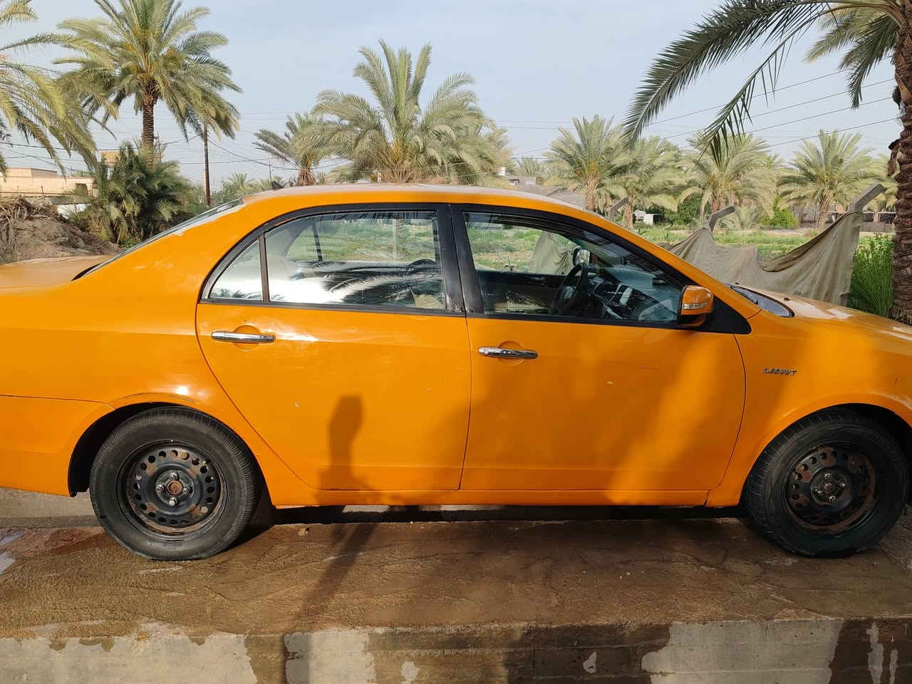 السلام عليكم جيلي موبل رقم نكليزي بابل بأسمي موديل 2013 سياره مكفوله من الضربه تبريد بس راديتر كملت المنضومه هيئه عليها سنه مصفره غرامات محرك جديد عقل محرر 43 وبيها مجال قليل ***********
***********
