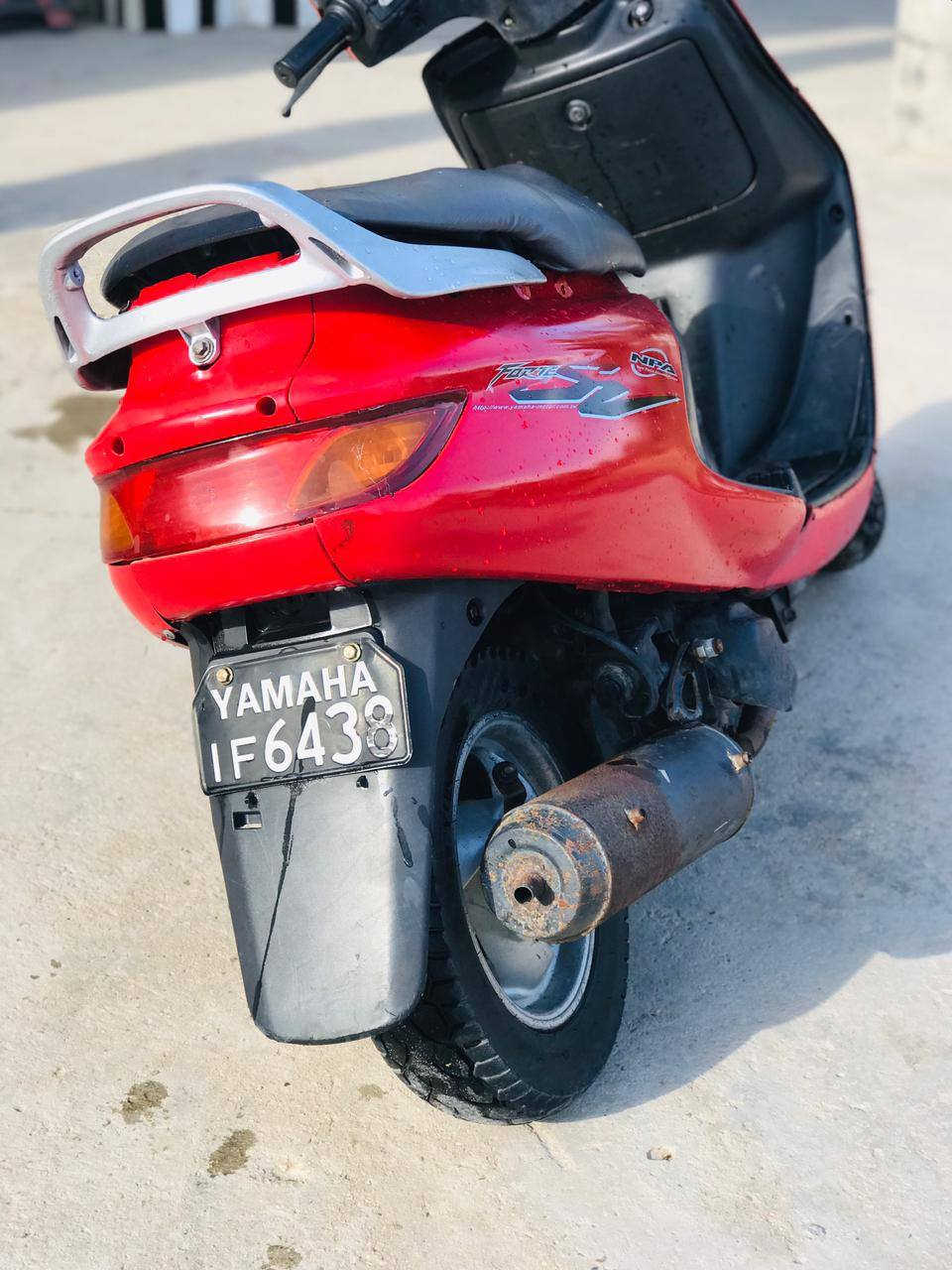 السلام عليكم دراجه فراشه للبيع دراجه جاهزه كامله من كلشي ما عايزه شي كهربائيات شغاله سلف اشاير كلوبات هورن كله شغاله ستاند وسطي ستناد صفح نضافته كدام عينك السعر ٢٨٠ وبيه مجال للشراي رحمه لولديكم الي ما يشتري لا يواعد وما يجي للاستفسار ***********
