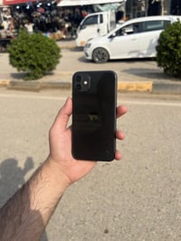 آيفون ١١ • ٦٤ • بطارية ١٠٠٪