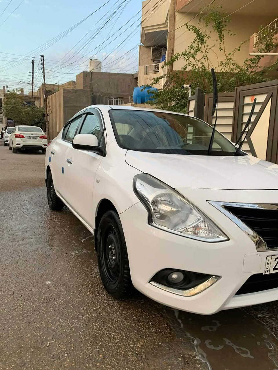 سني هندي موديل 21 بليتة زركة سيارة جديدة ماشية 65 رقم سليمانية بأسمي كل نقص ما بيهة السعر 105 للأستفسار الاتصال بالرقم ***********
