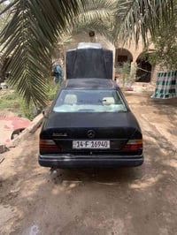 مرسيدس 300E • ١٩٨٧ • انكليزي