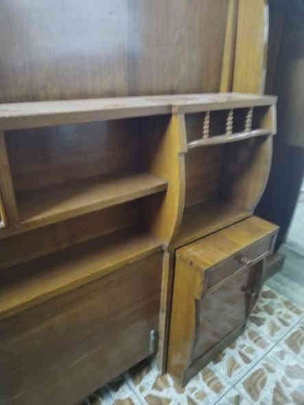 غرفه صاج ام خمسة أبواب السعر ٤٠٠الف ***********
