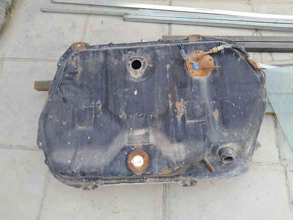 من رخصة مدير الكروب 
غراض بروتون للبيع 
1/تانكي وقود تفصيخ
2/جام بيبان عدد 2 جهة السائق تفصيخ
3/ يدة كير أوتامتكيك مع القامچي تفصيخ
4/اسصطابكصل أمامي كامل مع الفچوچ تفصيخ
5/بريشر جديد كارتون مؤوسسه
6/بگلايت خلفي متحرك تفصيخ 
7/ماطور جام جديد 
8/ يدة باب عدد 2 تفصيخ
9/ ولف حماوه مع الكوع تفصيخ + قبق دهن تفصيخ + قبق وقود 
10/ سكن لايت جهة اليمنى جديد 
ناصرية مركز 
الاستفسار خاص ***********
