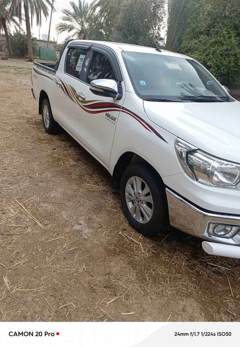 السلام عليكم هايلوكس للبيع موديل 17 فول عده البصمه رقم بغداد مكاني كوت ***********
