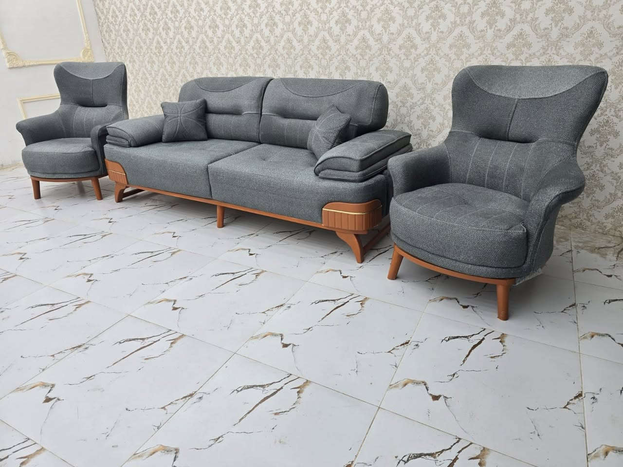 تخم تركي بسعر مليون واصل لحد باب البيت ***********
