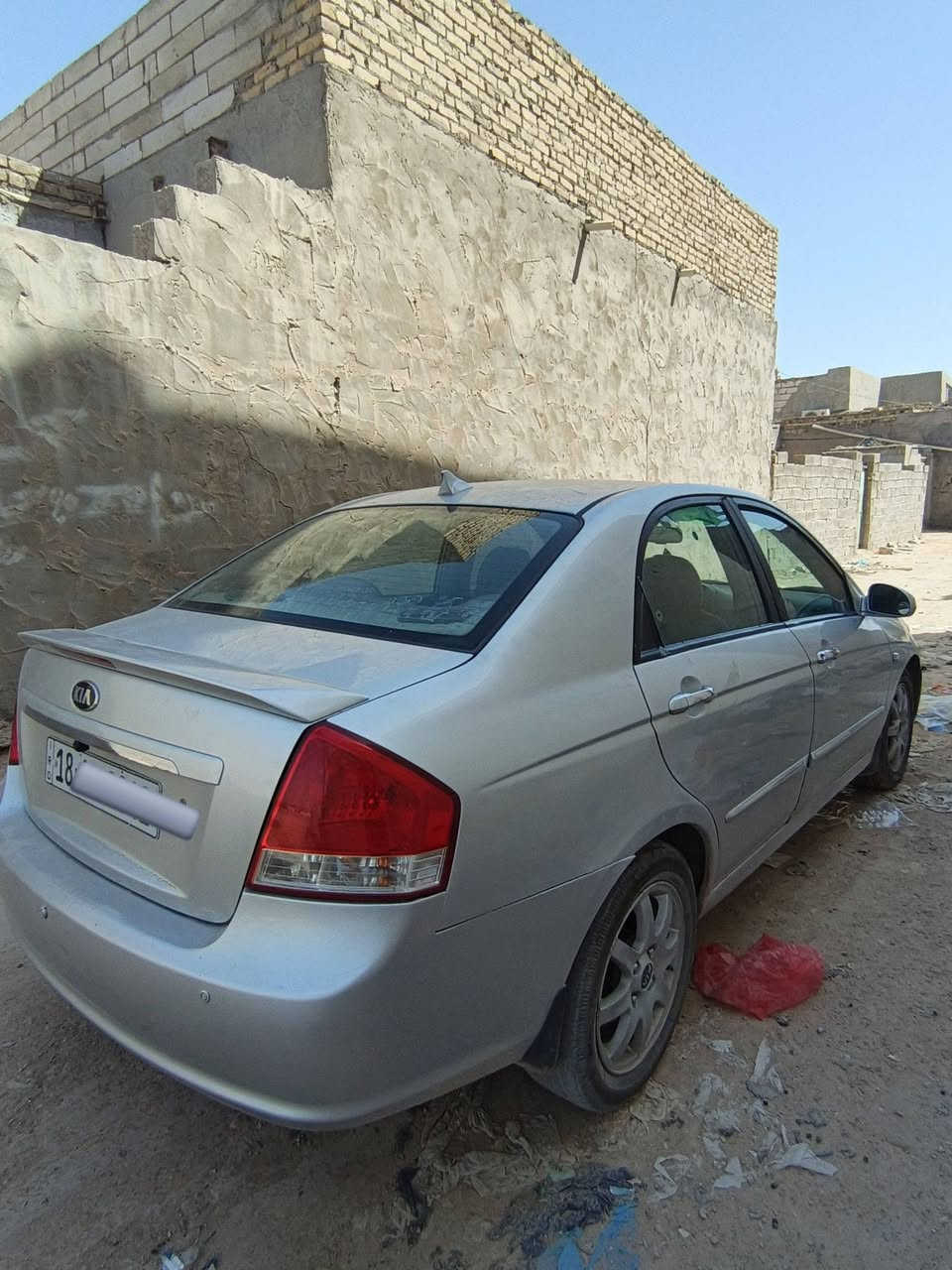 السلام عليكم 
سيراتو 2007 صبغ عام للجماليه 
المكان النجف السعر وللأستفسار اكثر 
اتصال على الرقم فقط 

***********
