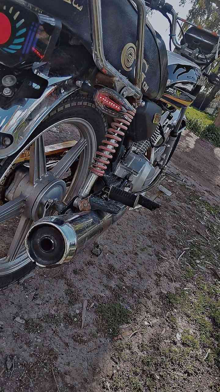 بوفروشتن 
للبیع
ماتور نامی برو 
مودیل 2019
مفتوح محرک بس بشرط مابي اي صوت
ماتوري نامي پرو 
مودیل ۲۰۱۹
مه کینه ی کراوه ته وه به س به شه رت سه وتی تیانیه
***********
(سعر 450 مجال)
