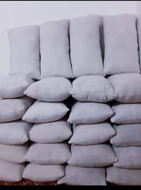 يوجد مخاد صوف أنضيف سعر المخده ب 4 تواصل ع رقم  07831174946