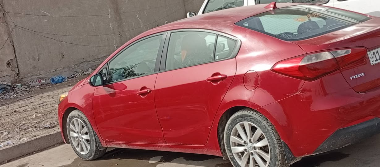 اسلام عليكم شباب سياره فورتي للبيع مكينه الفين دوش موديل 2014 مكاني بغداد سعره 90رقمي ***********
