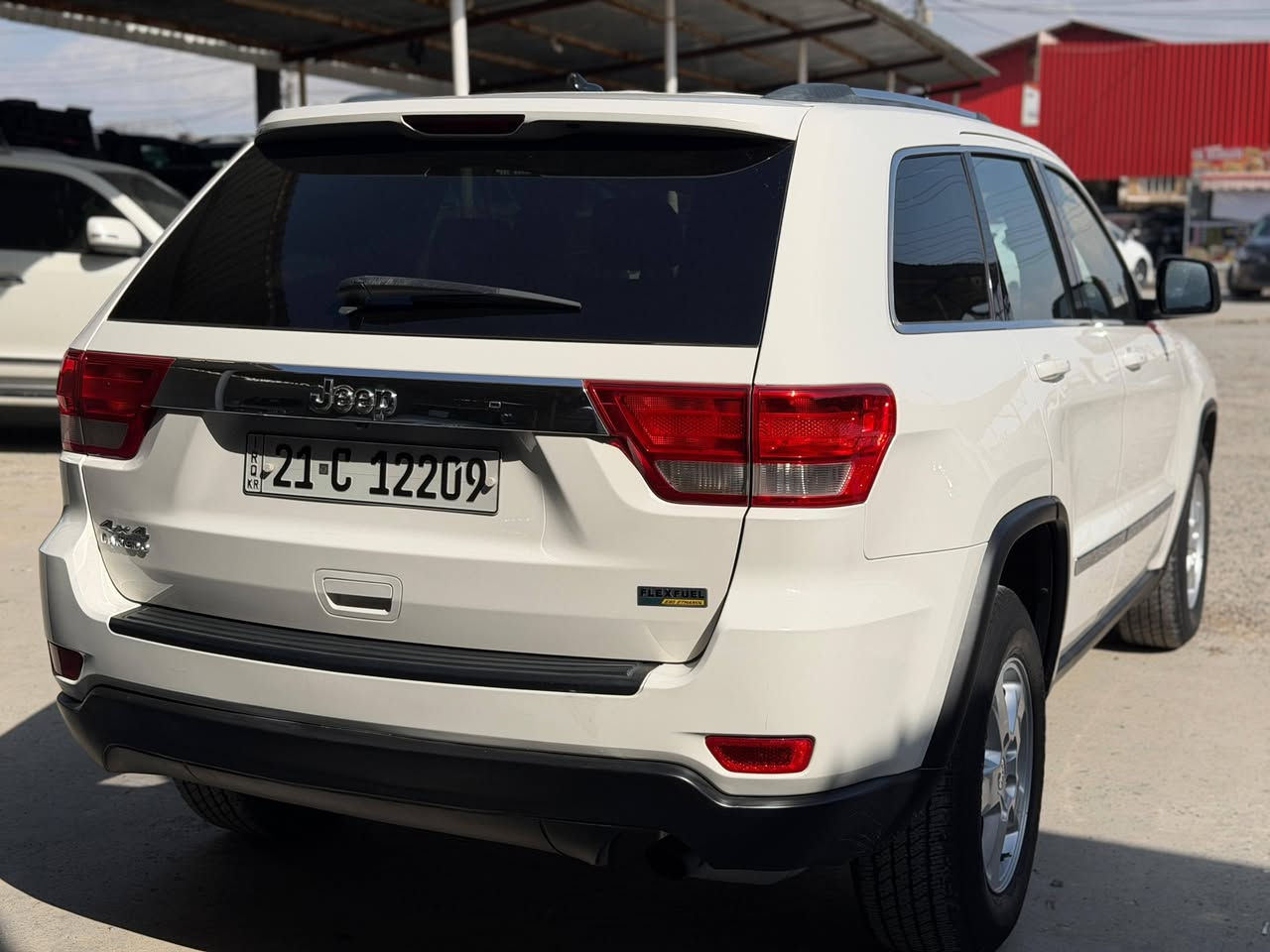 جيب لاريدو موديل 2011 كلين
مكفوله سياره حيل جديده بصمتين
 ويا بدون تعديل بدون بارد 
بدون شخوط جديده جاهزه 
عنوان سليمانيه بيع بدون مراوس

ال💎ــسعـر 🟥 :: رقم (1) تلـقـائـي 📮
السعر 165 بها مجال ماشيه 200 كيلو متر العنوان السليمانيه
رقم صاحب ســـيـارة :: ***********
