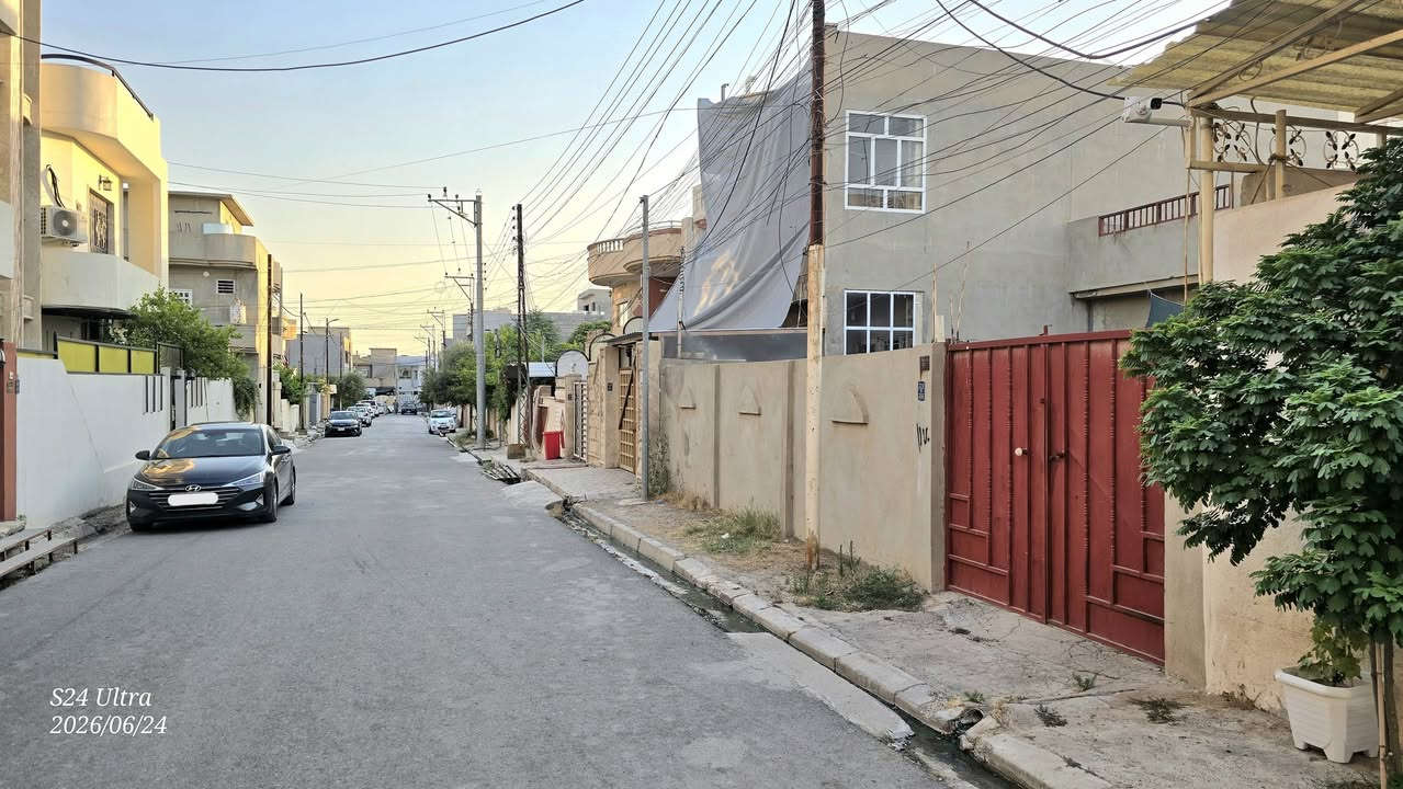 دار طـابـق واحـد للبيــع 🏠
بناء قديم بحساب ارض 👍

الموقع الكندي الاولى 📍
الســند طـابو الزهـور 📃

مكاتبة مع الشرعي 📃
شــرط الـــتحويــل 👍

مساحة 300 متر 📏
الـواجـهة 12 متر 📏

اتـجاه الـدار شروق تام ☀️
قريب من الشارع العام 🛣️

كافة الاسعار في قناة التليكرام 👇

https://t.me/makteb_alsanabil

عــندك عـــقار تريد تبـيعه ؟؟
للـترويج والاعـلان عن عـقارك
يــمكـنك مــراســلة الــصفـحـة 
او الاتــصال عـلى الارقــام 👇

***********
*********** 
***********

لــدينـا الــمزيـد مـن الـعـروض الـممـيـزة 👌
اذا كان لديكم اي اسـتفسار او اسـتشارة 🖐️
يـمـكنكـم مـراسلة الـصفحة بشكل فوري ✉️

#_مكتب_السنابل_للعقار
#_الموصل
#_حي_الكندي
#_حي_الحدباء
