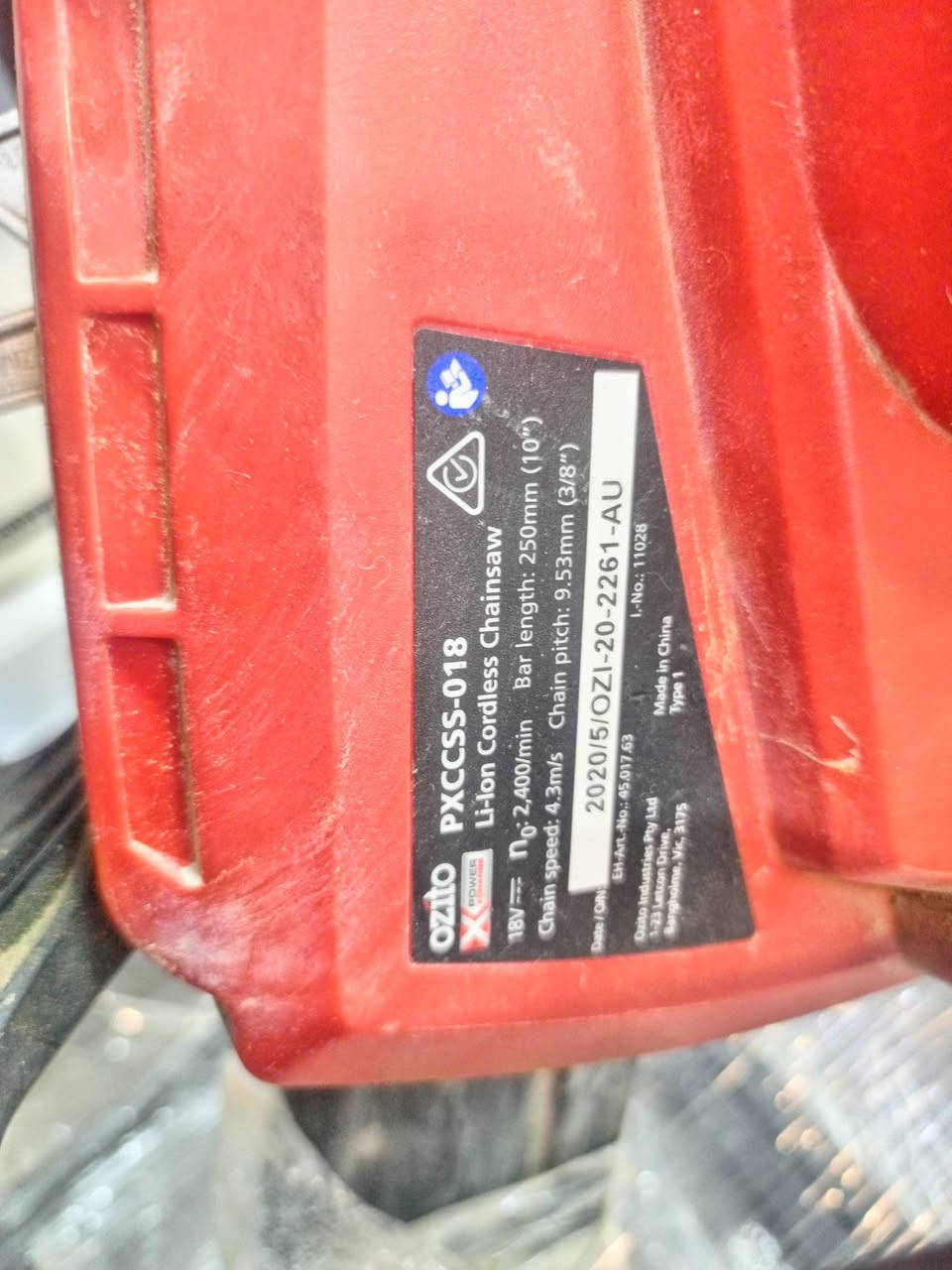 منشار اوزيتو حجم كبير بطاريه 4 امبير
السعر 75 
 ***********
