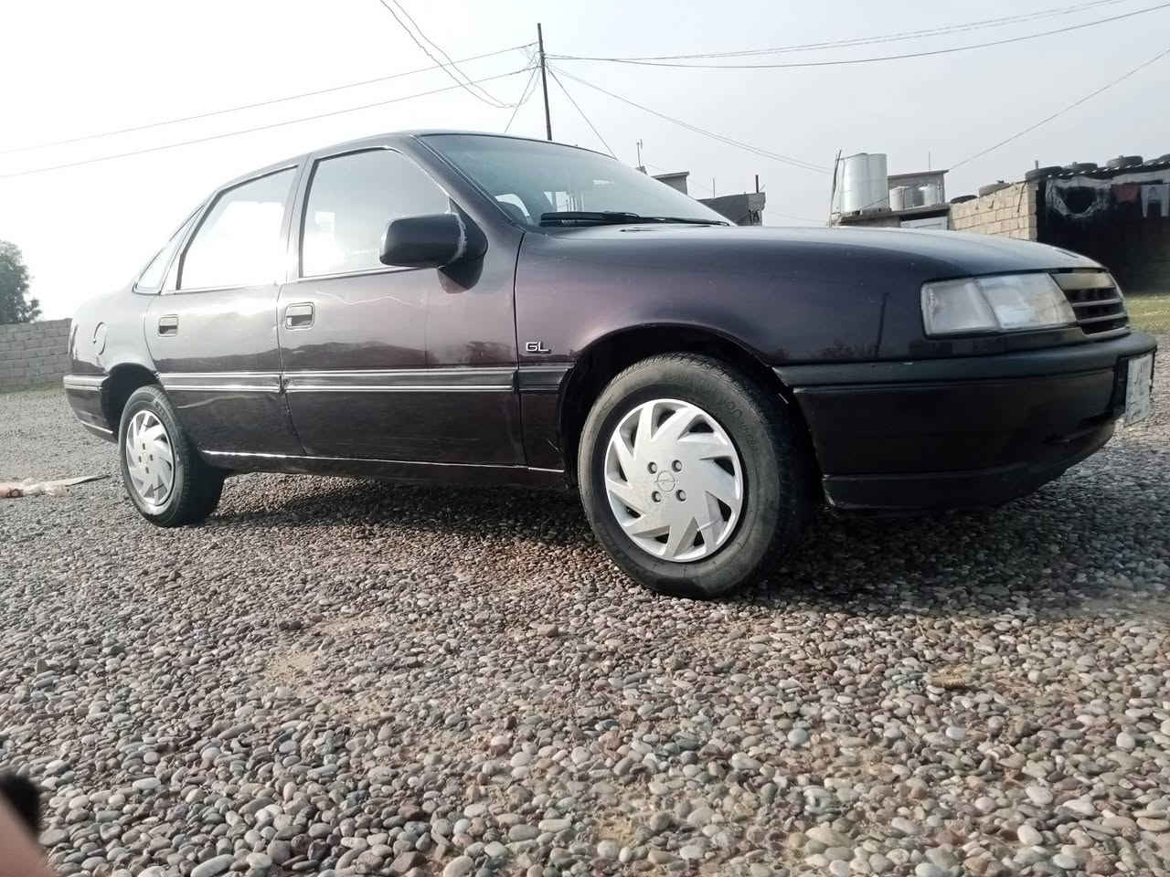 موديل 91
محرك شرط لاتنقيص ولاتبخير 

كير عل ثالث يفلت فقط

سيارة لاصرف ولانفخ من التبديلة للتبديلة 

ارفلو مظبوط نوزلات مظبوطة 

قطارة بلبانزين 

ترايك بغداد 

رقم الماني سنوية مامنتهية اني شرعيها وكالة وتحويل 

السعر 40 وبيها مجال للشراي 

سيارة حلوة ونظيفة وشوف العين يبري الذمة

***********
