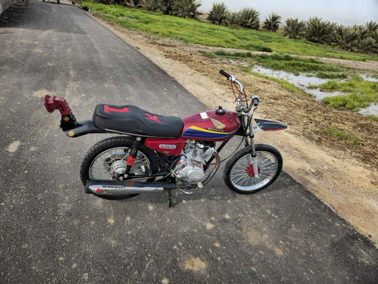 دراجه للبيع سعر 700 وبيه مجال للطيبين مكان نهرسعد هاذ رقمي وشراي بخدمته ***********
