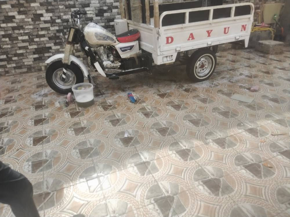 سلام عليكم ستوته للبيع موديل 18 وراق كامله جاهزه محرك برغي مامفتوح جاهزه 22 جاهزه مكان ناصريه مركز شراي يتصل *********** سعر خاص 1600 رجان لاموشراي لايعلق
