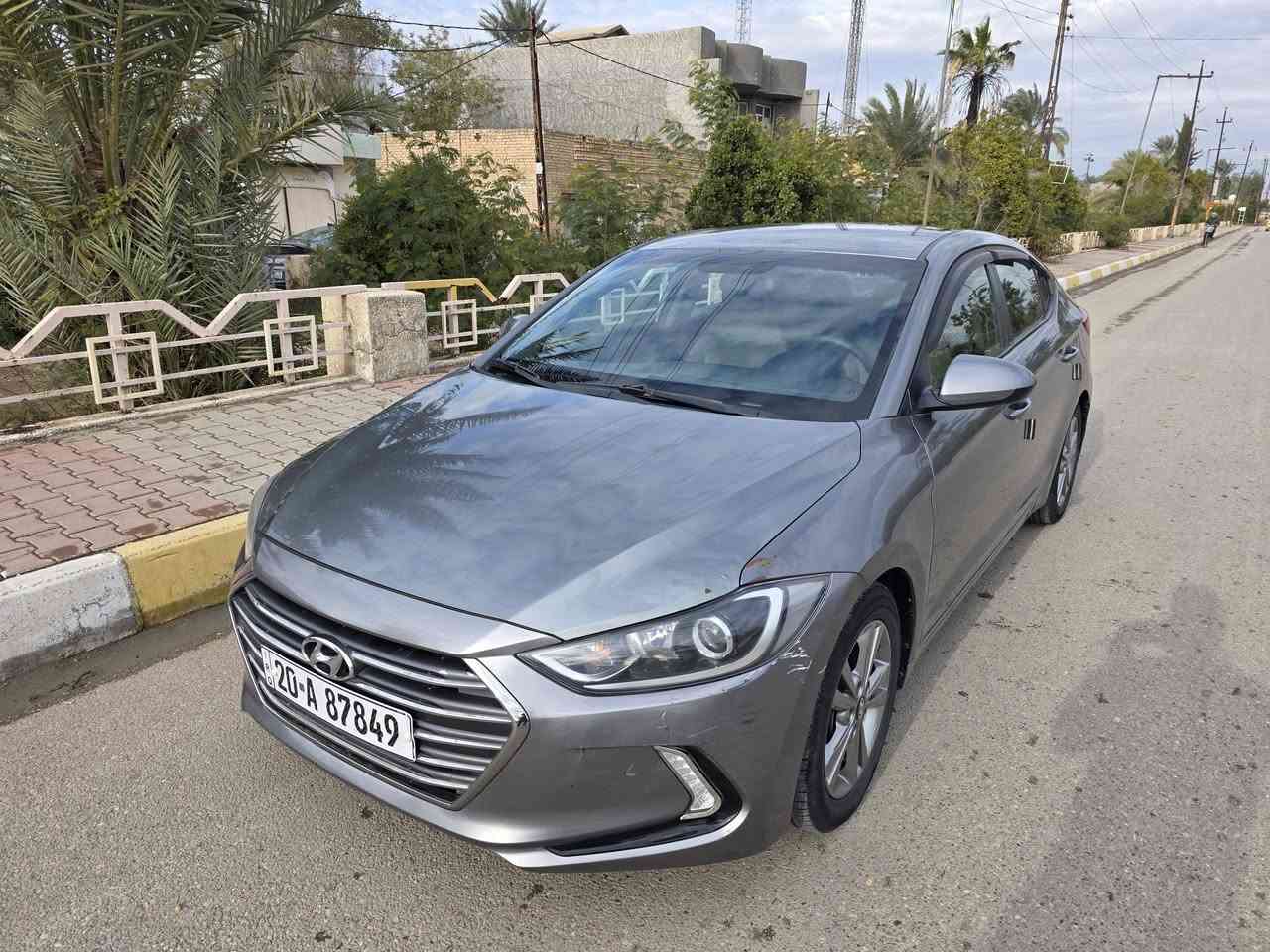 النترا 2018  للبيع
مواصفات
محرك ٢٠٠٠ دوش رادارات جانبية تحكم استيرن جهتين، ٣ أنظمة قيادة اقتصادي، عادي ،رياضي. ماشية ٩٨ شاشة كبيرة حادثها جامرلغ امامي جهة السايق والبنيد مبدل بدون ايرباك وشوية بارد السيارة مابيها صبغ نظيفة كير محرك وبأسمي رقم ديالى السعر ١٢٥ 
الاتصال ***********
