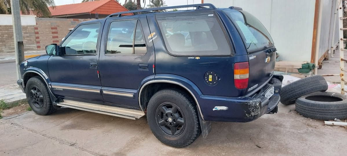 سلام عليكم بلايزر مديل 2000 بغداد محرك  كير نضيف تبريد يشتغل تخم تاير  صدر نضيف كهربائيات تشتغل سعر35 مكاني بغداد ***********
