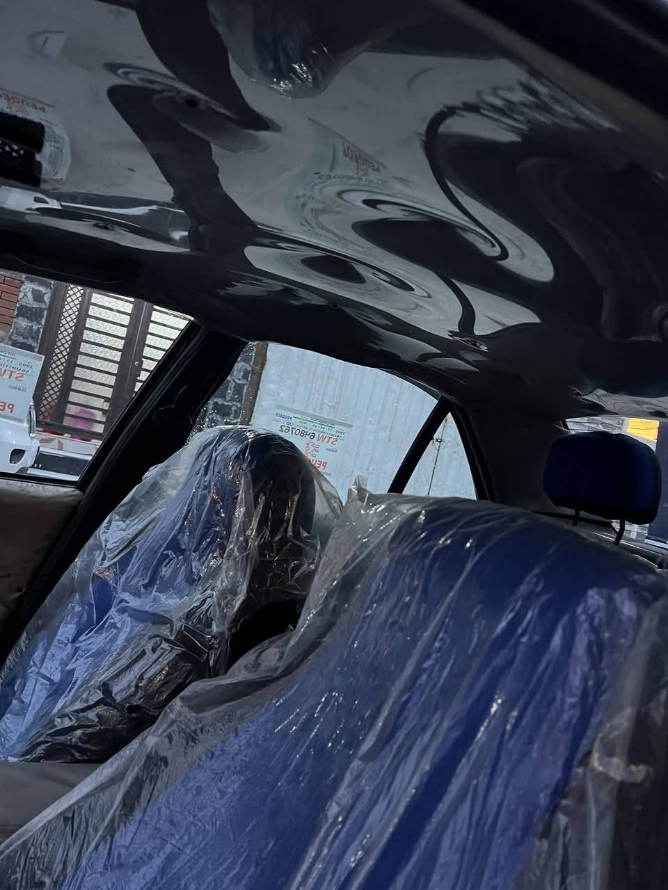 سلام عليكم اعادة النشر بسبب الوعود الكاذبة بيجو 306 موديل 2001 رقم بغداد انكليزي جديد هزه جديده محرك وكير خير من الله دوشمة جديده تخم تاير ويل صدر نضيف مكاني بغداد 
***********
***********
