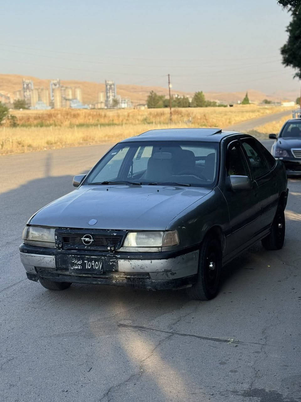 سەرەتا بەناوی خوای گەورە  ئۆپڵ ڤیکتریا مەکینە 18 سەیارە زۆر تونو تۆڵە هەموو گیانی بەشەرت مۆدێلی1993   بۆیاغی جوانە سەیارەکە علوجە بەشرتی ماڵیمەدەنی سعریشی 12گڵاو مەعمەلە هیدەسی خۆمانە   ***********  مشتەری تێلکە واتس ئەپوو ڤایبەریشی لەسەرە السليمانية, العراق

