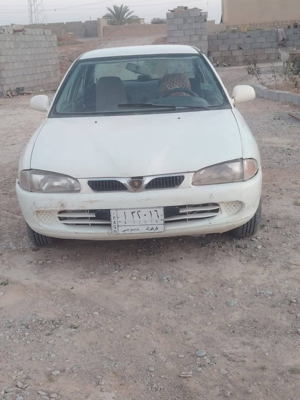 السلام عليكم سيارة ابروتون للبيع 2004 رقم الهاتف ***********
