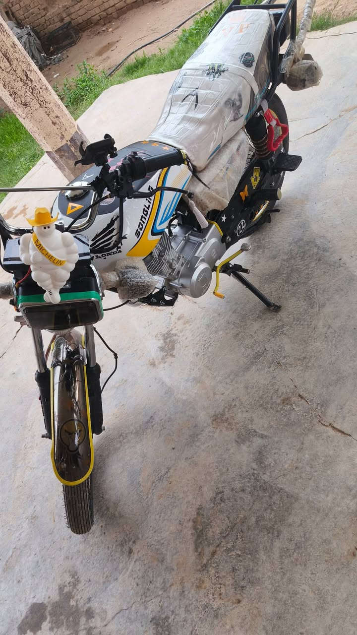 سلام عليكم دراجة ربعة كير موديل 2026نضافة فول مكاني ديالى دلي عباس السعر 750وبي مجال حك الجية ***********
