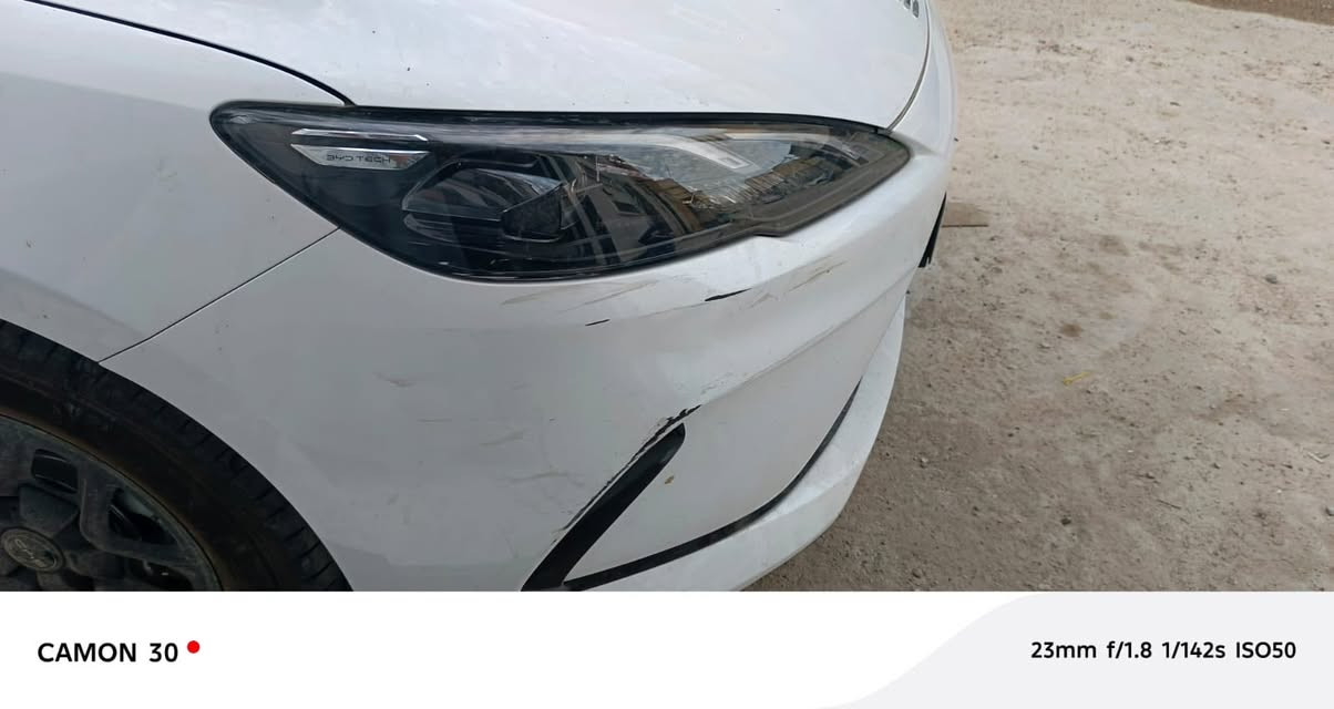 سلام عليكم 
بي واي دي 
سيل 05 
الممشه الكلي 5000 
السعر /19.300.000 
المكان بغداد 
ملاحظه / بس ذني الطخات بيها السياره نظيفه 
إلى ما تعجبه يعبر المنشور والتوفيق للكل 
السياره موديل 25 
ابيض وداخل ابيض


**إذا كنت صاحب هذا الإعلان وتريد حذفه لأي سبب، رجاءا أرسل رسالة إلى الدعم الفني**