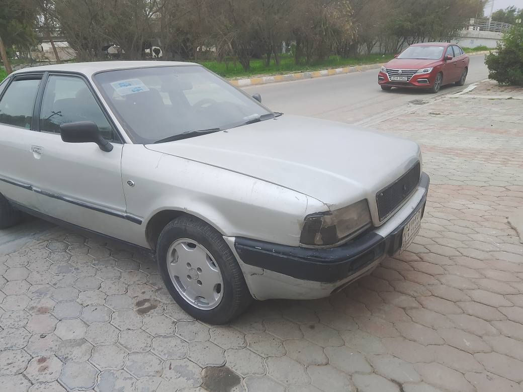 سلام عليكم سيارة أودي لبيع سعار 11ورق بي مجال بسيط لشراي ما بيع اي عيب سيارة جاهزة ما بي ضربة سيارة عل بيلاد 4كير رقم بصرة بس ما اندل صاحبه شراي خابر *********** كركوك, العراق
