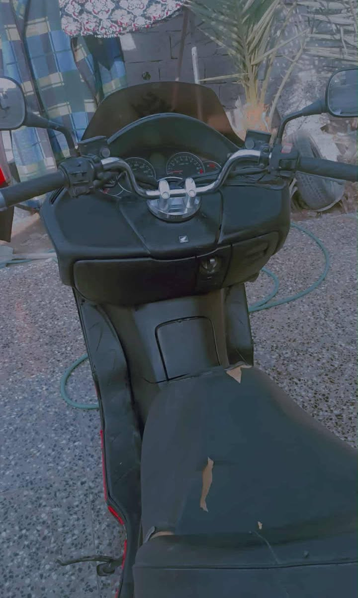 سلام عليكم دراجة فورزة 08 للبيع خير من الله بيها مكاتبة عشارية بس باتري كاعد السعر 550وبيهة مجال للطيبين عنوان ديالى خان بني سعد للستفسار ***********بي واتساب اتصل و دلل
